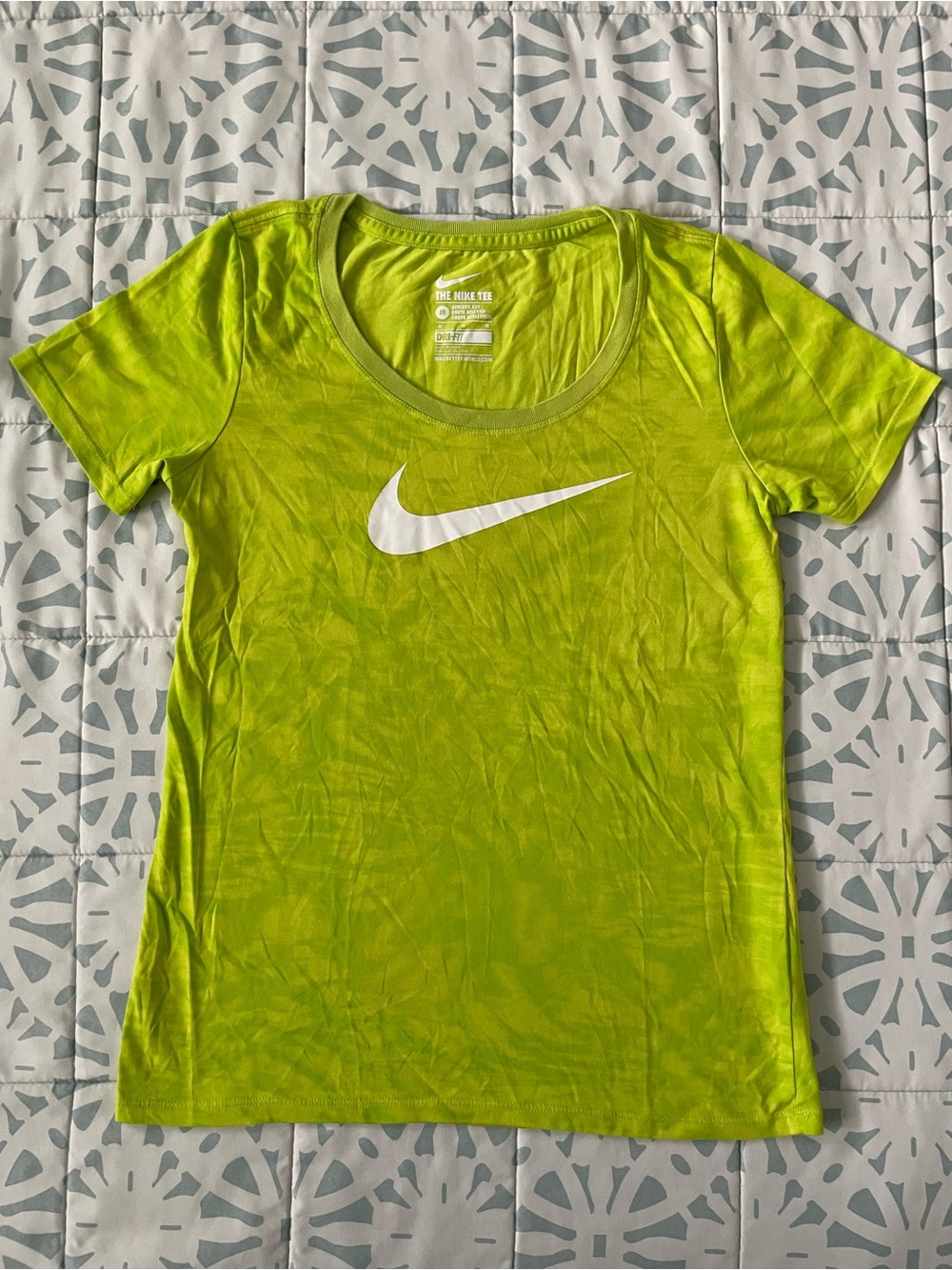 Women’s Nike Lime Green Short Sleeve Tie-dye Swoosh Tee